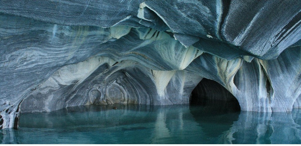 Natural Argentina 9 Days Deluxe Class